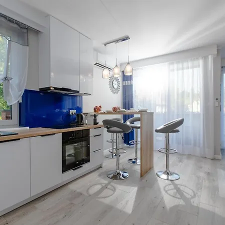 Apartment Klifowa 61 *